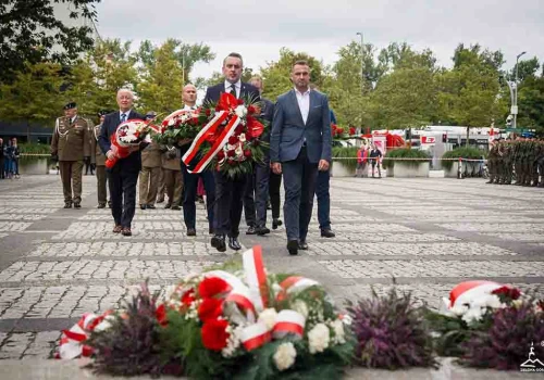Zielona Góra. 87. rocznica wybuchu II Wojny Światowej. Prezydent Pabierowski: Pamięć nie może być suchym zapisem
