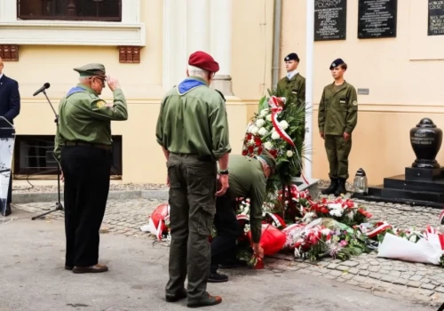Uroczystości w Legnicy z okazji 87. rocznicy wybuchu II wojny światowej