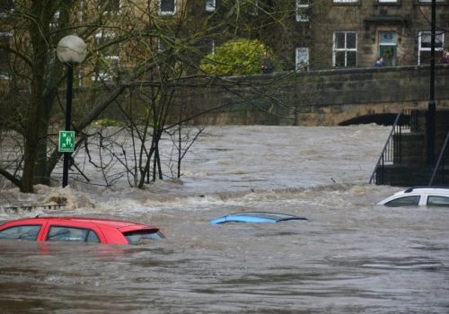 Zmiana klimatu kosztuje średnio 450 mld dolarów rocznie. Ubezpieczyciele robią uniki