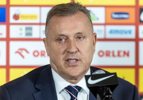 Wielki sponsor powinien nadal wspierać PZPN? Polacy zabrali głos