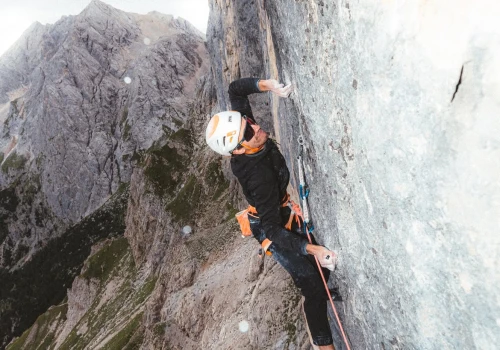 Powtórzenia „Ego Land” 8c/+ na Marmoladzie: Adam Ondra, Enzo Oddo i Louna Ladevant