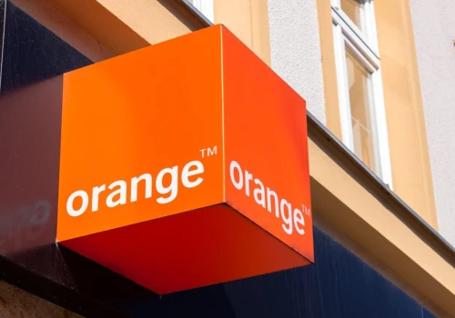 Oferta z 9900 gigabajtami przedłużona. Orange daje też gratis na start września