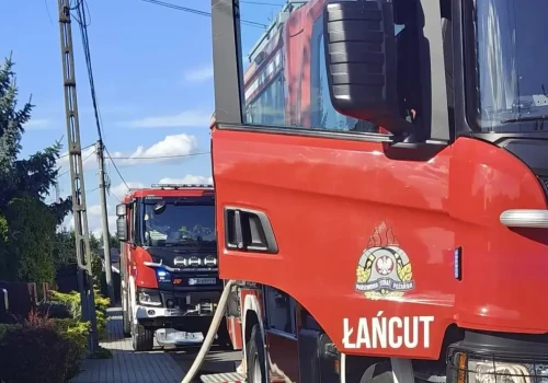 Tragiczny pożar w Łańcucie. Zginęła 60-letnia kobieta, w akcji 44 strażaków