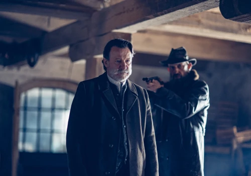 Dziki, dziki wschód - zwiastun filmu. Mroczny thriller od twórcy Heweliusza