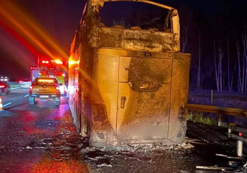 Pożar autokaru na autostradzie A4. Utrudnienia w kierunku Krakowa