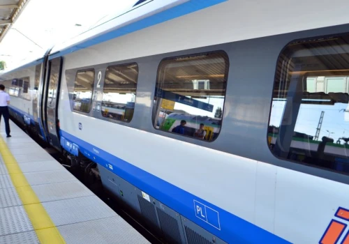 PKP Intercity ruszyło z wielką promocją. Wiemy, o ile taniej kupisz bilety