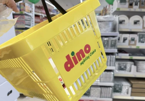 Związkowcy grożą strajkiem generalnym w Dino. Pracownicy mają dość, sklepom grozi paraliż