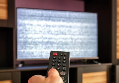 Zmarły opłacał telefon, telewizję lub streaming? Tego nie można przeoczyć