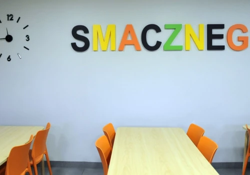 Zmiany w szkołach i przedszkolach. Mniej mięsa w stołówkach