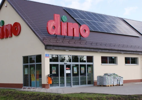 700 mln zł na podwyżki i nowe etaty w Dino. Zapowiedź w dniu mediacji