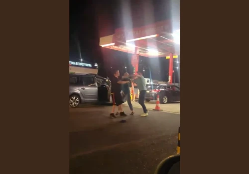 Awantura na stacji paliw w Wałbrzychu. Policja potwierdza udział funkcjonariuszy