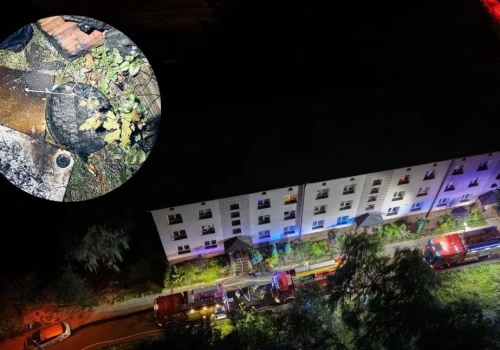 Pożar mieszkania w Jaworznie. Dwie osoby trafiły pod opiekę medyków