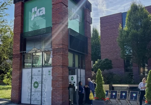 Roczny bilet dla ucznia w PKM Jaworzno? Bez karty mieszkańca się nie obejdzie