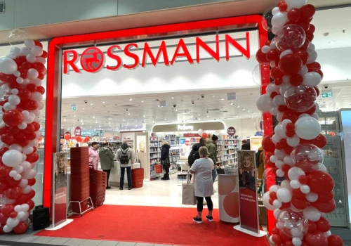 Nowy Rossmann w Galerii Trzy Korony już działa. Wrócił po metamorfozie