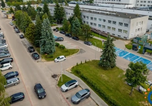 Koniec bezpłatnego parkowania przy szpitalu w Ciechanowie