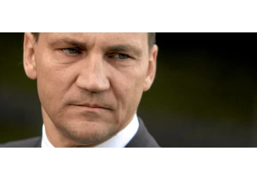 Sikorski: Rosja prowadzi z nami wojnę hybrydową