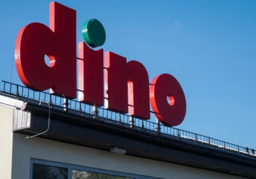 Zaczęło się 2.09 z samego rana. Klienci Dino wynoszą litrami, nie ma limitów