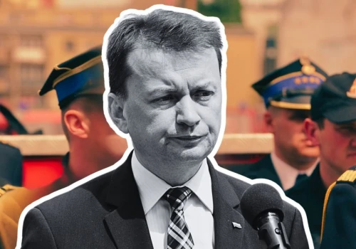 Mariusz Błaszczak właśnie wyszedł z NATO. PiS próbuje go tłumaczyć i wychodzi tylko gorzej