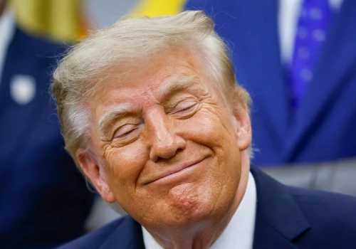 Szał na złote monety z Trumpem. Tworzą się wirtualne kolejki