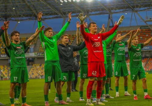 Był kapitanem Warty Poznań, ale już w niej nie zagra. Zapadła decyzja