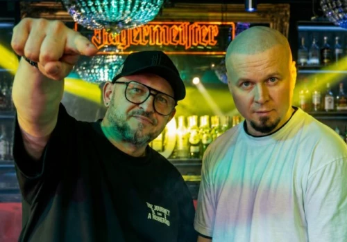 Legendy piotrkowskiego hip-hopu spotkały się w studiu. Mleko i Żółty wydają wspólny numer „Co Cię Kusi”