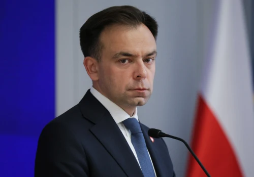 Ekonomiści ostrzegają przed wymuszonym zaciskaniem pasa w budżecie po 2028 r.