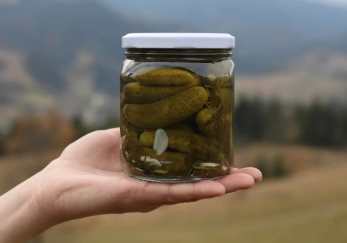 Zrób ten jeden krok z zalewą. Korniszony po beskidzku wyjdą idealnie