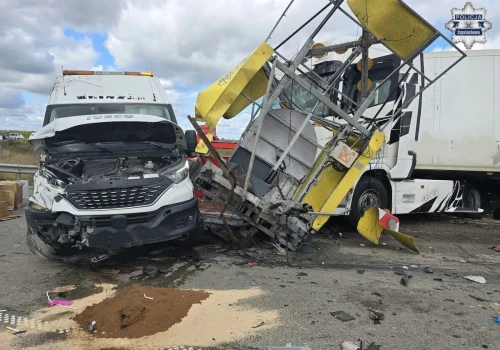 Najechanie na A1: dodatkowe karty do tachografu oraz groźba 8 lat więzienia