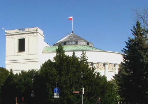 Organ nadzoru AI coraz bliżej. Sejm zmieni swój regulamin