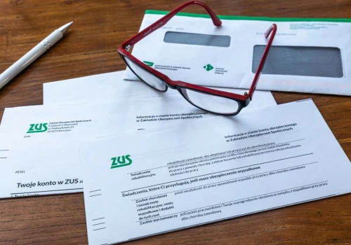 ZUS zmienia terminy wypłat we wrześniu. Dwie grupy dostaną pieniądze wcześniej