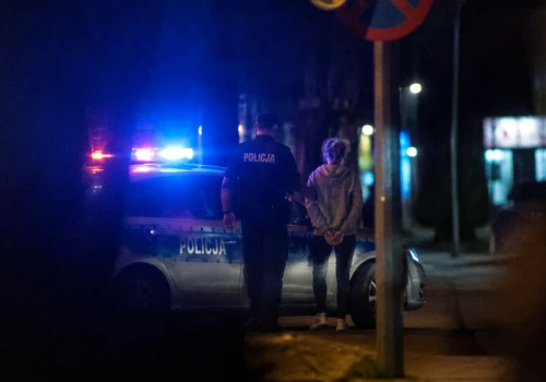 Odpowie za narażenie dziecka na niebezpieczeństwo