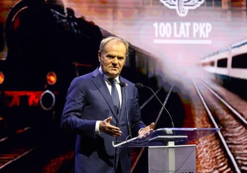 Deklaracje premiera rażąco niespójne z działaniami. Branża kolejowa stawia ostro sprawę