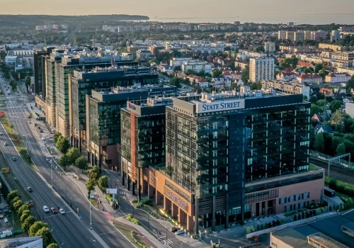 Sescom Group przenosi centralę do kompleksu Alchemia