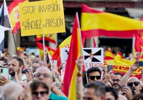 Masowe protesty Hiszpanii. Manifestanci wzywają ws. migrantów