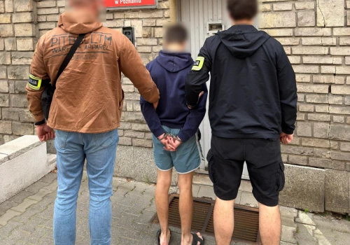 Najpierw groźby, potem atak nożem na ulicy w Poznaniu. 19-letni Ukrainiec dźgnął swojego rodaka i wrócił do domu