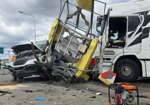 Tragiczny wypadek na A1. Kierowca ciężarówki wjechał w ekipę remontową. Był pod wpływem narkotyków