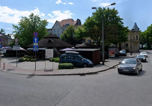 Mieszkańcy Dębnik walczą o park. Zbierają podpisy, by zatrzymać budowę apartamentowca