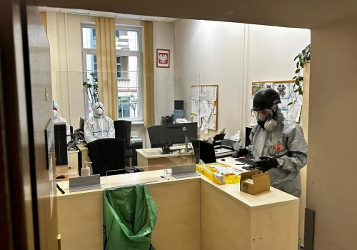 Niezidentyfikowana przesyłka w Starostwie – ćwiczenia służb ratowniczych