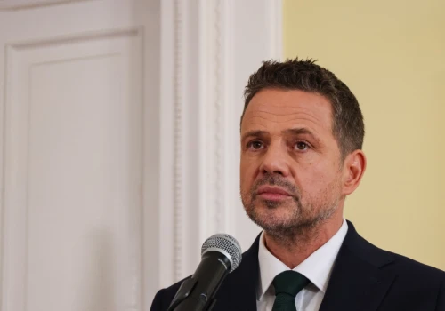 Warszawa. Rusza decydująca faza zbiórki podpisów za odwołaniem Rafała Trzaskowskiego. Oto aktualny stan gry