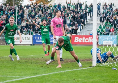 Te drużyny grają w Betclic I lidze powyżej oczekiwań. Czas na bezpośrednie starcie