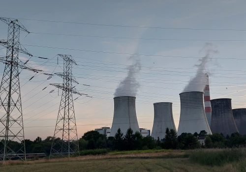 Coraz mniej kasy z rynku mocy dla elektrowni węglowych