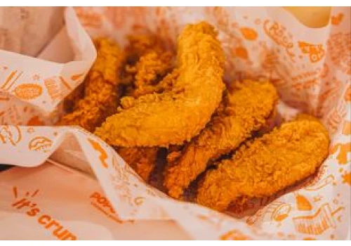 Rywal KFC rozkręca się w Polsce. Dzisiaj otwiera 45. lokal