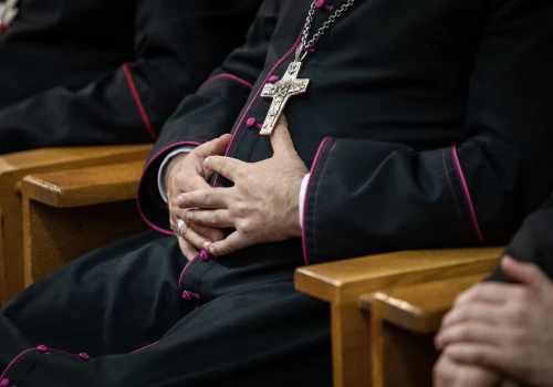 Archidiecezja w Poznaniu pozwała 14-latkę. 