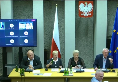 Tysiące stodół i obór mogą uniknąć rozbiórki. Padła konkretna granica: 10 lat