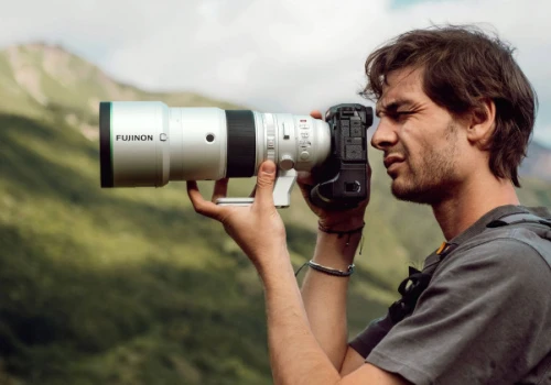 Fujinon XF 400 mm f/4.5 R LM OIS WR - nowy, lekki i poręczny teleobiektyw, który zapewni zasięg odpowiadający 600 mm