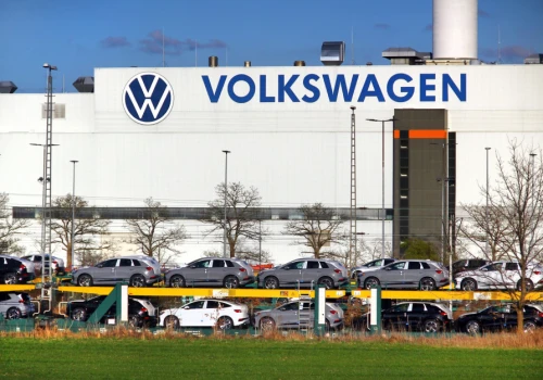 W całej historii Volkswagena nie było czegoś takiego. Niemiecki gigant zwolni kolejne 50 tys. osób