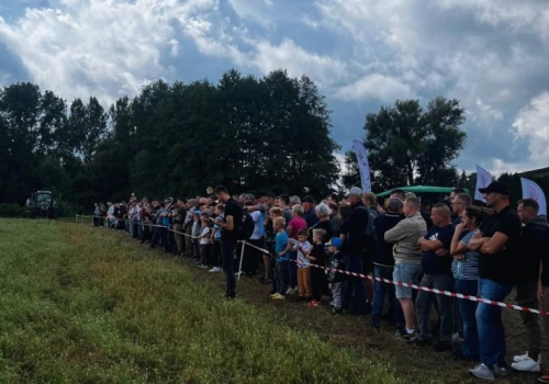 TOLMET TOUR 2026 – maszyny w pracy, wiedza i emocje na polu