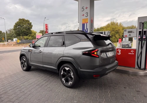 Nowa Dacia Bigster Hybrid-G 150 4×4 – ile LPG zmieści się w baku? Sprawdziliśmy