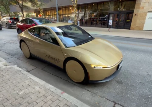 Tesla Cybercab, nasza przyszłość motoryzacji? Autonomiczne, HW4.5, bateria 47,6 kWh, elektryczne hamulce