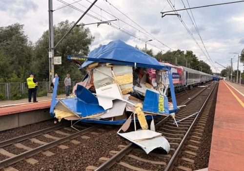 140 tys. zł strat po wypadku w Gdańsku. PLK będzie dochodzić zwrotu kosztów od sprawcy